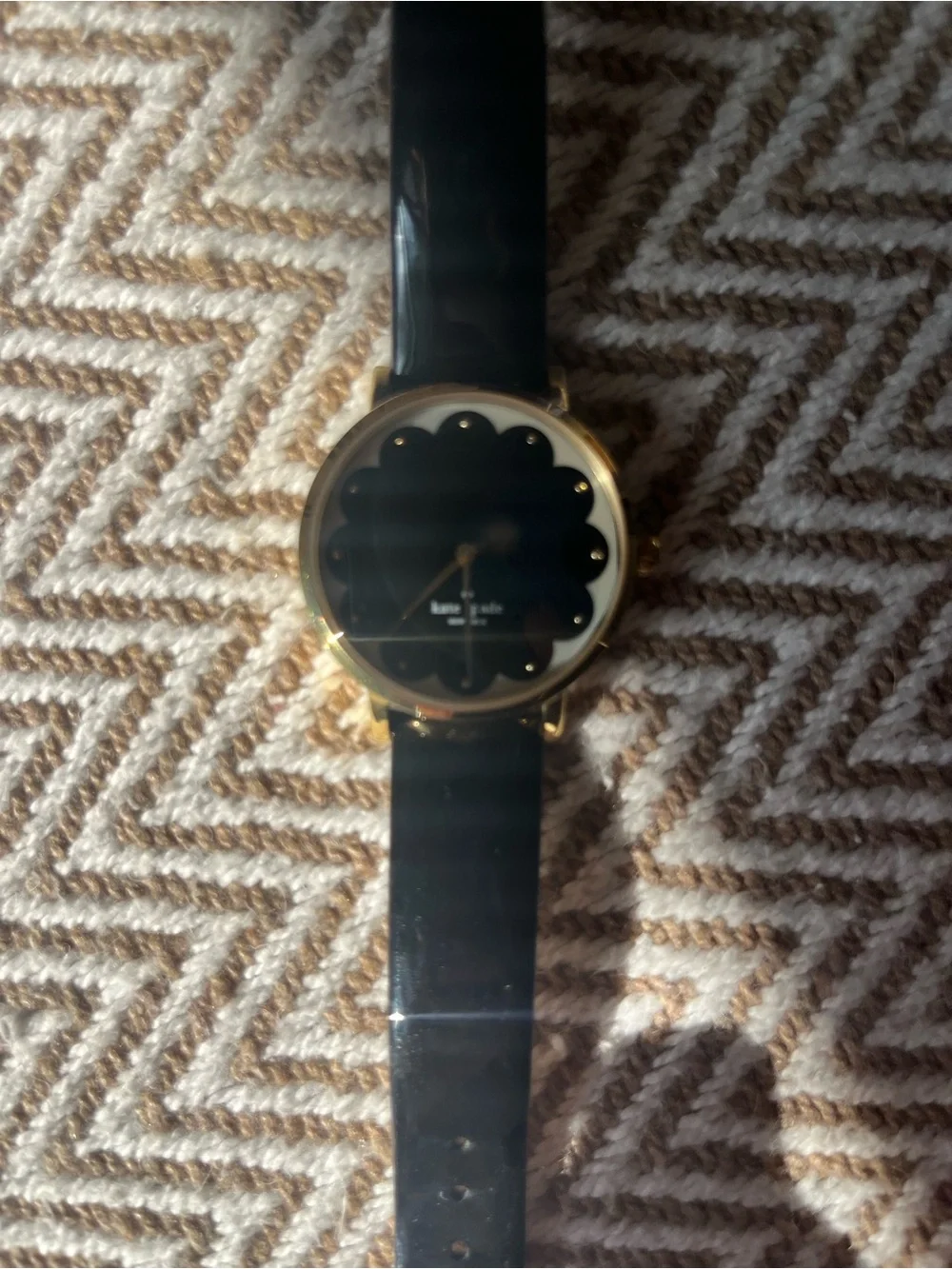 Kate Spade Black Dial Scallop-Edge Gold Case Watch